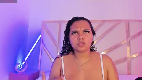 carolina_evannss online show from 10-20-25, 11:43