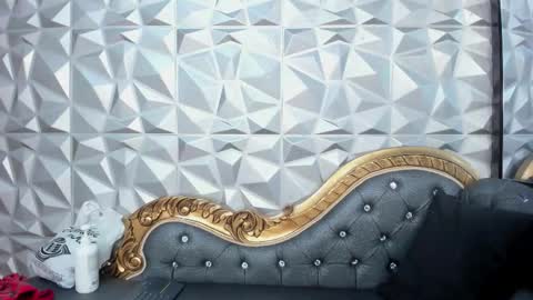 Snapshot of carolina_lenon chatting on 02-23-26, 07:00 Angie Carolina online show from 02-23-26, 07:00