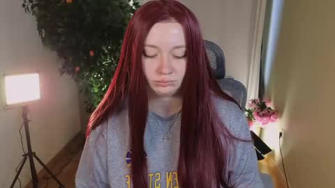Snapshot of carolina_winter chatting on 06-09-26, 06:36 Mira online show from 06-09-26, 06:36