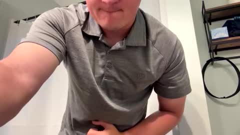 Snapshot of carolinaboy01 chatting on 04-04-26, 05:27 carolinaboy01 online show from 04-04-26, 05:27