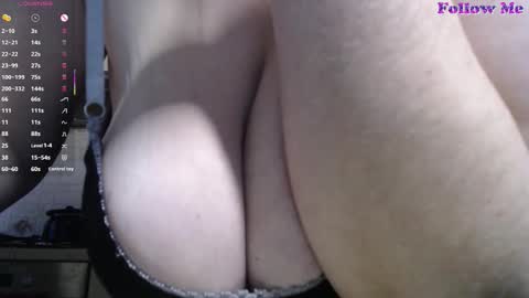 carolinadiamond online show from 11-20-25, 11:43