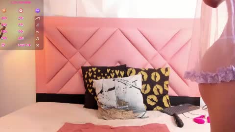 Snapshot of caroline_daring chatting on 07-18-26, 12:09 caroline daring online show from 07-18-26, 12:09