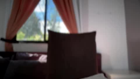 Snapshot of caroline_east chatting on 05-04-26, 12:06 caroline_east online show from 05-04-26, 12:06