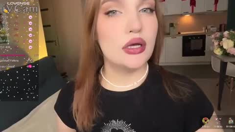 Caro online show from 02-02-25, 08:51