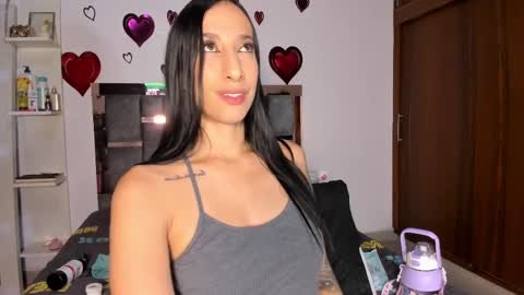 CAROLINE online show from 02-19-25, 02:33