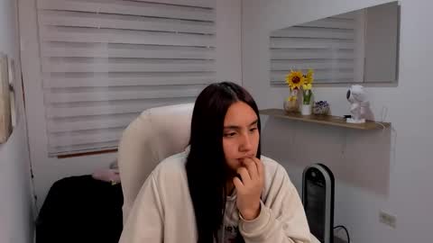 caroline_rodriguez_9 online show from 03-15-26, 02:12