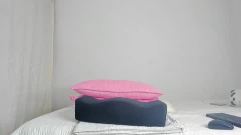 Caroline Tovar   Lovense is active my orgasms in your hands Give me more pleasure and make me cum online show from 12-08-24, 01:13