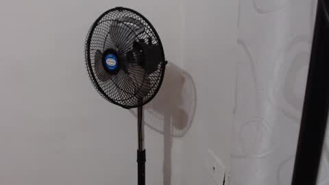 Carolin Blich online show from 02-13-25, 01:26