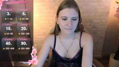 Snapshot of carolinedesire chatting on 04-20-26, 10:29 Caroline online show from 04-20-26, 10:29
