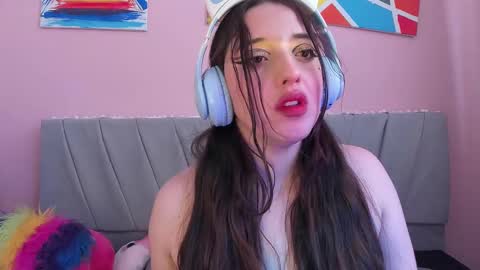    online show from 12-12-24, 04:53