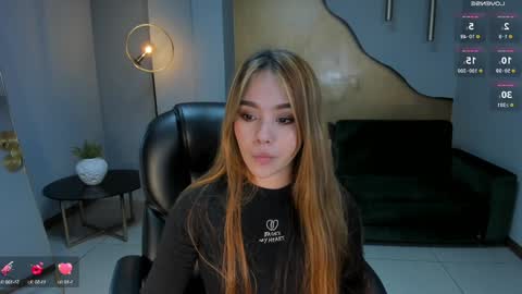 Caro online show from 01-04-25, 10:27