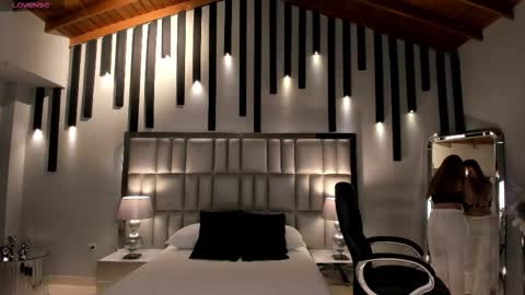 Caro online show from 11-20-25, 10:26