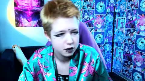 Snapshot of carolinerichter chatting on 09-14-25, 04:50 CarolineRichter online show from 09-14-25, 04:50