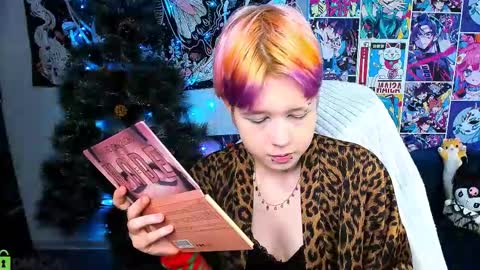 Snapshot of carolinerichter chatting on 01-11-26, 01:43 CarolineRichter online show from 01-11-26, 01:43