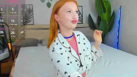 Snapshot of caroll_thompson chatting on 06-10-26, 05:45 Anna online show from 06-10-26, 05:45