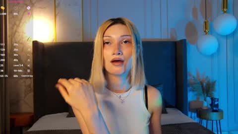 Snapshot of carolreeves chatting on 04-19-26, 04:28 Carol online show from 04-19-26, 04:28