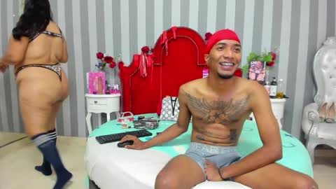 Snapshot of caroyandy chatting on 05-04-26, 12:34 caroyandy online show from 05-04-26, 12:34