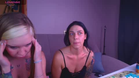 Carrie online show from 11-28-25, 06:54