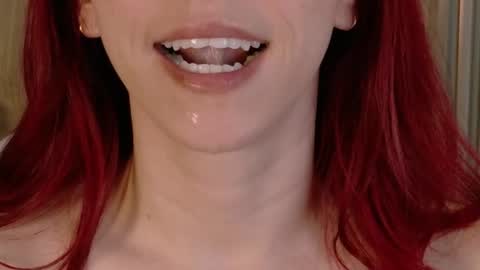 Snapshot of casandra_busting chatting on 07-07-26, 05:28 Casandra online show from 07-07-26, 05:28