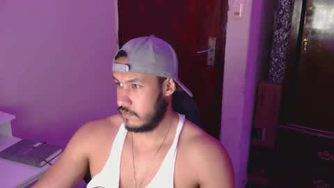 Snapshot of casas_oom chatting on 03-16-26, 06:06 online show from 03-16-26, 06:06