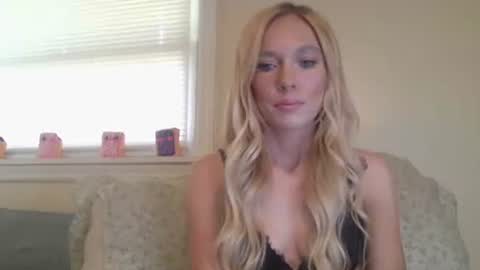 Snapshot of caseygirl6879 chatting on 05-11-26, 03:07 Casey Lakes online show from 05-11-26, 03:07