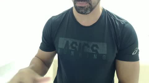 Snapshot of cashmastermuscle77 chatting on 05-05-26, 10:23 cashmastermuscle77 online show from 05-05-26, 10:23