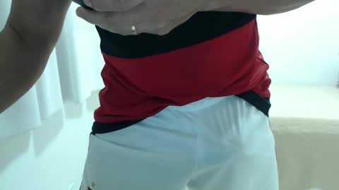 Snapshot of cashmastermuscle77 chatting on 05-07-26, 10:42 cashmastermuscle77 online show from 05-07-26, 10:42