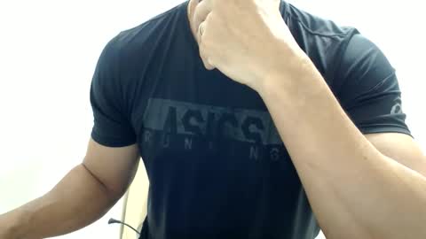 Snapshot of cashmastermuscle77 chatting on 05-29-26, 10:24 cashmastermuscle77 online show from 05-29-26, 10:24
