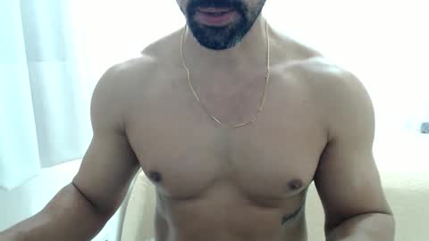 Snapshot of cashmastermuscle77 chatting on 06-01-26, 01:02 cashmastermuscle77 online show from 06-01-26, 01:02