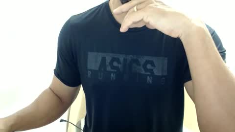 Snapshot of cashmastermuscle77 chatting on 06-03-26, 11:02 cashmastermuscle77 online show from 06-03-26, 11:02