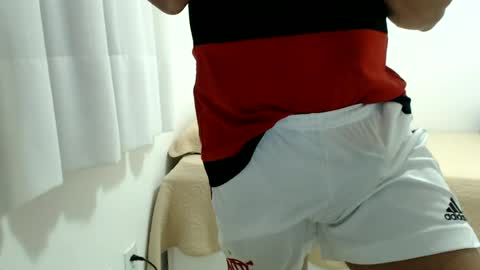 Snapshot of cashmastermuscle77 chatting on 06-17-26, 09:05 cashmastermuscle77 online show from 06-17-26, 09:05