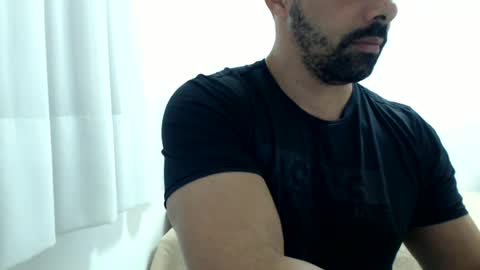 Snapshot of cashmastermuscle77 chatting on 06-18-26, 10:30 cashmastermuscle77 online show from 06-18-26, 10:30