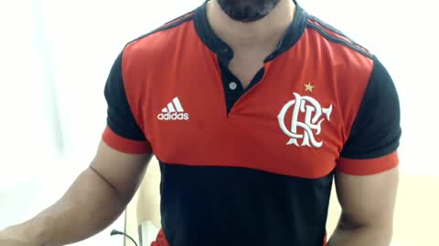 Snapshot of cashmastermuscle77 chatting on 06-24-26, 10:25 cashmastermuscle77 online show from 06-24-26, 10:25