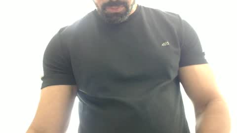 Snapshot of cashmastermuscle77 chatting on 06-28-26, 02:12 cashmastermuscle77 online show from 06-28-26, 02:12