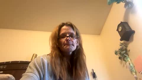 Snapshot of casidy1 chatting on 02-18-25, 06:15 casidy1 online show from 02-18-25, 06:15