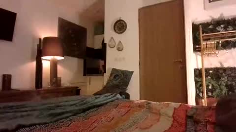 Snapshot of cassandra06400 chatting on 10-30-25, 12:45 cassandra06400 online show from 10-30-25, 12:45