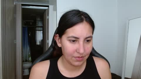 Snapshot of cassandra_ruizz chatting on 05-07-26, 10:04 573215024606 online show from 05-07-26, 10:04