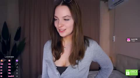 Snapshot of cassicompagna chatting on 09-09-25, 03:55 Adele online show from 09-09-25, 03:55
