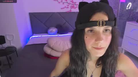 Snapshot of cassieevanss chatting on 07-10-26, 05:34 Cassie online show from 07-10-26, 05:34