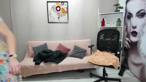 CassieJonas online show from 12-22-25, 04:20