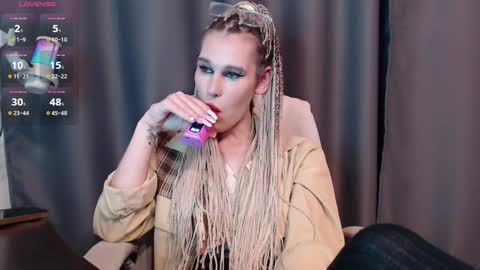 Cassie online show from 12-16-24, 03:43