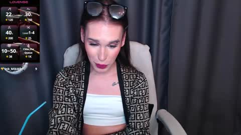 Cassie online show from 01-27-25, 04:54