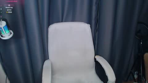 Cassie online show from 02-20-25, 03:41