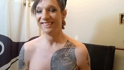 Cassiemichelle online show from 02-25-26, 01:32