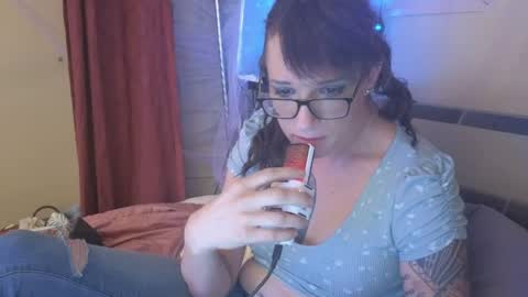 Cassiemichelle online show from 05-26-26, 08:05