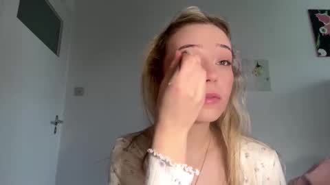 Olivia online show from 03-13-26, 08:10