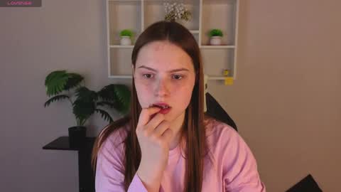 Diana online show from 04-12-26, 09:14