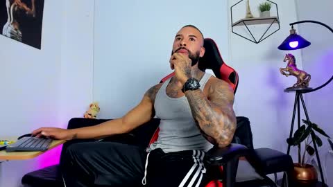 Snapshot of casticatheking chatting on 02-07-25, 09:26 Matheo Brown online show from 02-07-25, 09:26