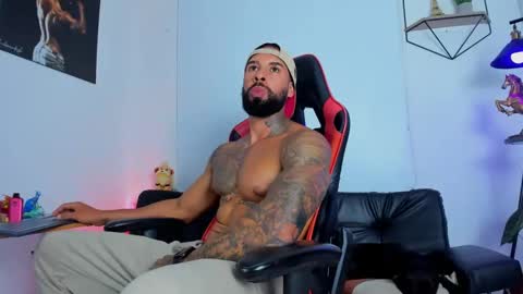 Snapshot of casticatheking chatting on 02-13-25, 06:59 Matheo Brown online show from 02-13-25, 06:59