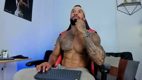 Snapshot of casticatheking chatting on 03-05-25, 02:36 Matheo Brown online show from 03-05-25, 02:36